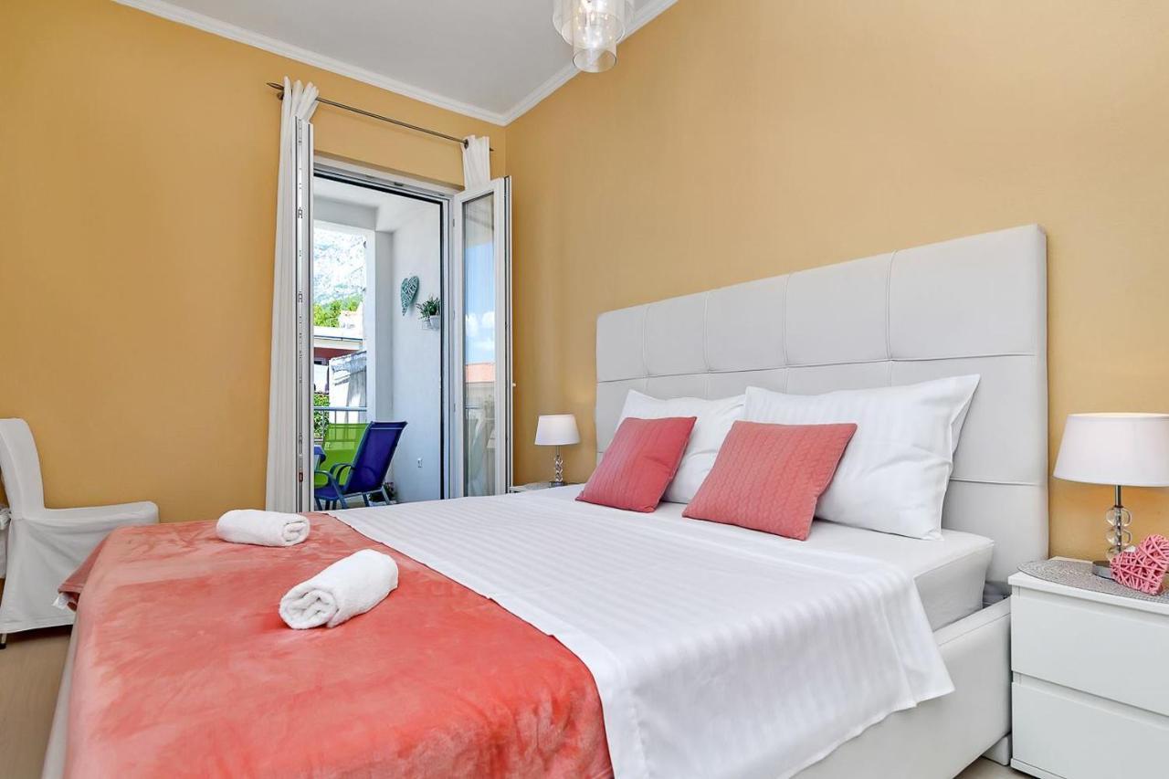 Apartments Gisela Макарска Екстериор снимка