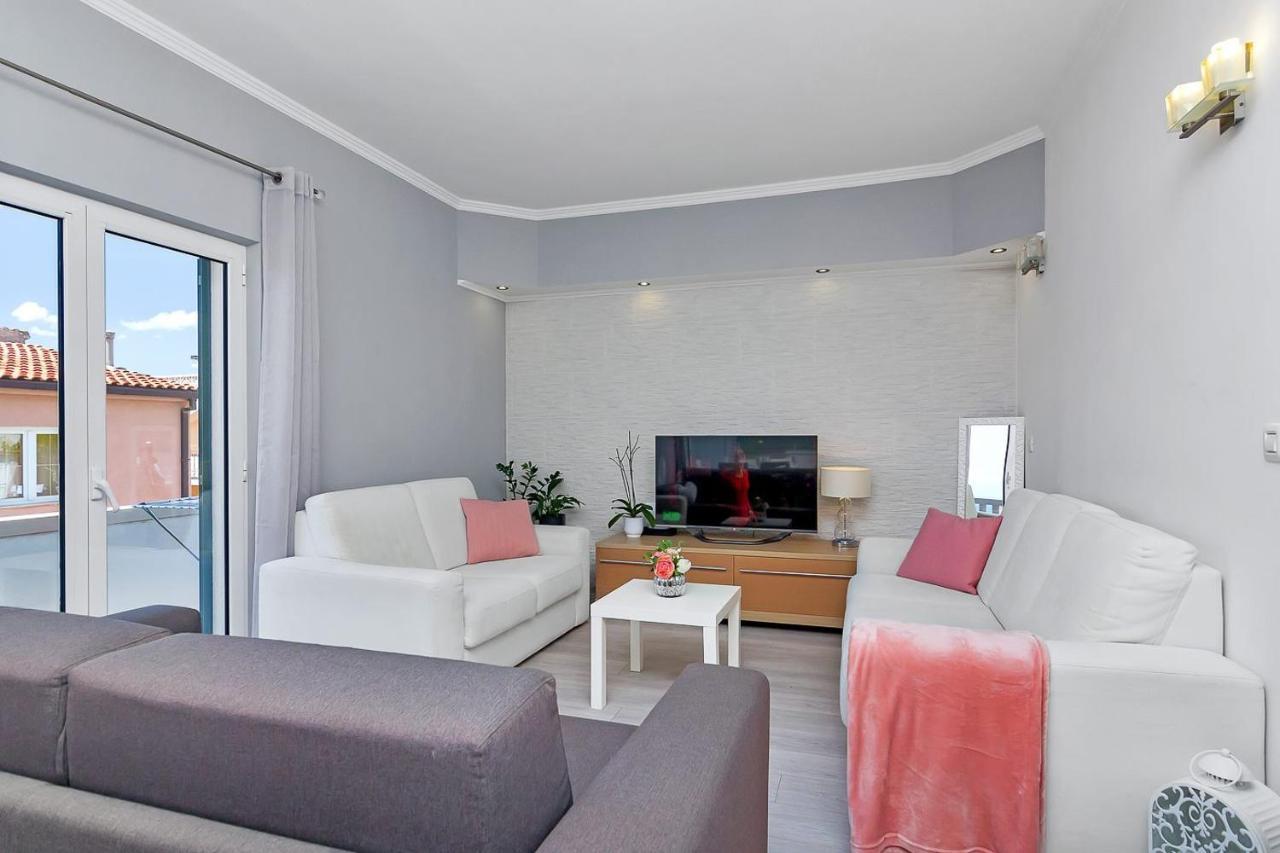 Apartments Gisela Макарска Екстериор снимка