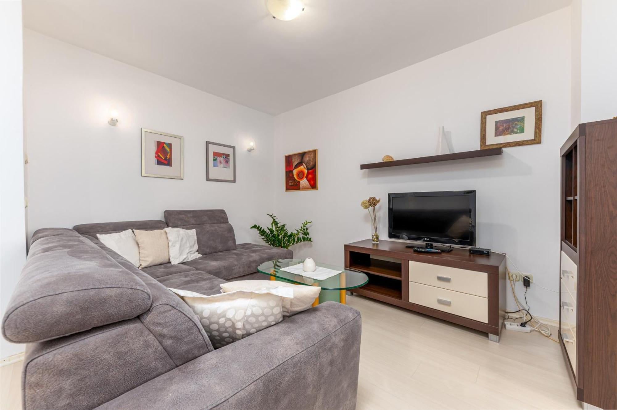 Apartments Gisela Макарска Стая снимка