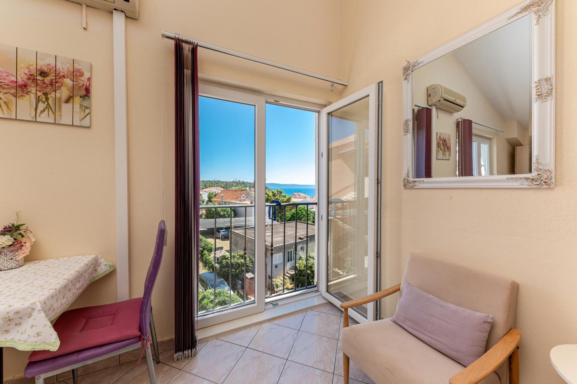 Apartments Gisela Макарска Екстериор снимка